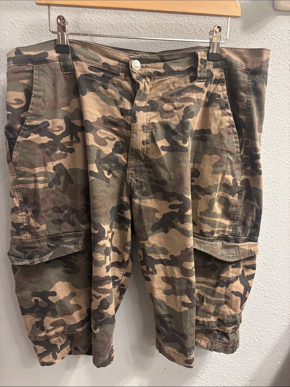 Camo Cargo Shorts - Green/Brown Camouflage